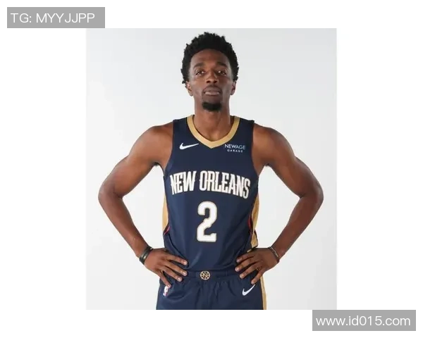 赫伯特琼斯的篮球之路与成就探索：从新秀到明星的蜕变旅程